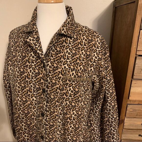 Delicates Leopard print Casual SleeperTop/Smoking Jacket - Picture 1 of 6